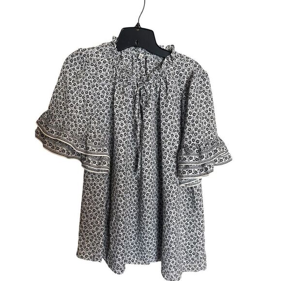 Max Studio Black & White Print Short Sleeve Top 1x - Picture 2 of 6